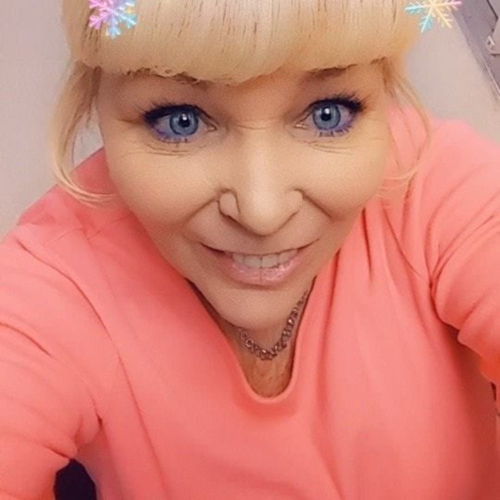 Meet your Posher, Pam